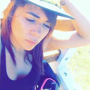 Meet your Posher, Yoko isamar